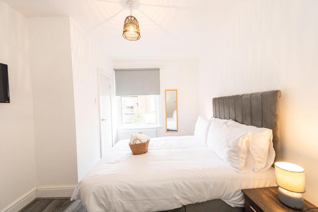 Room In Anfield Liverpool Exterior photo